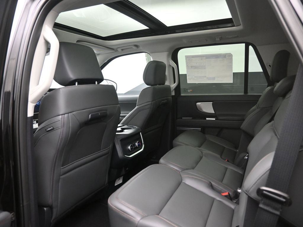 New 2025 Ford Expedition Active RWD image 25