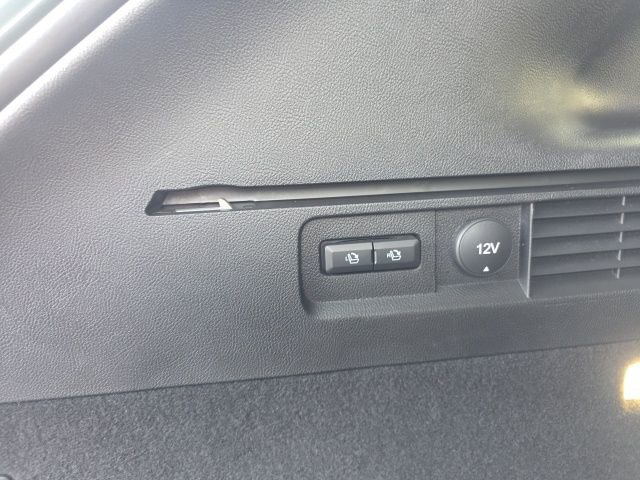 Used 2021 Lincoln Nautilus Reserve image 13