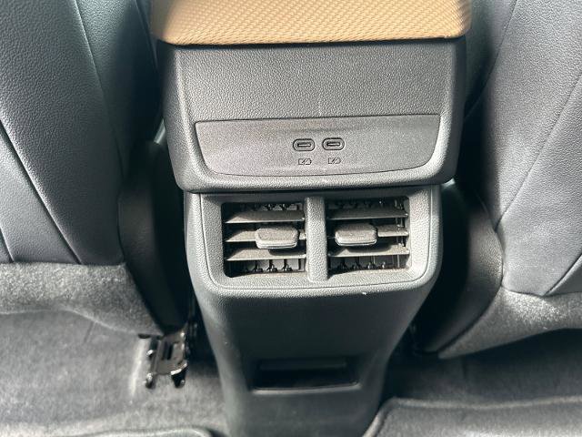 Used 2025 Chevrolet Equinox ACTIV w/ Safety and Technology Package image 11