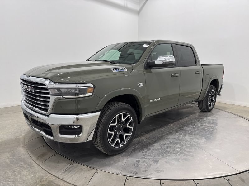 New 2026 RAM 1500 Laramie AWD/4WD image 3