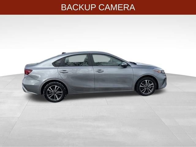 Used 2024 Kia Forte LXS image 8