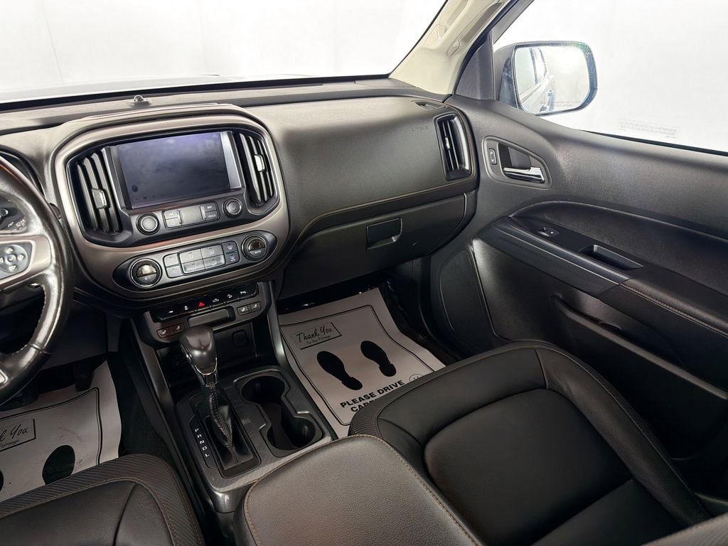 Used 2022 GMC Canyon AT4 image 23