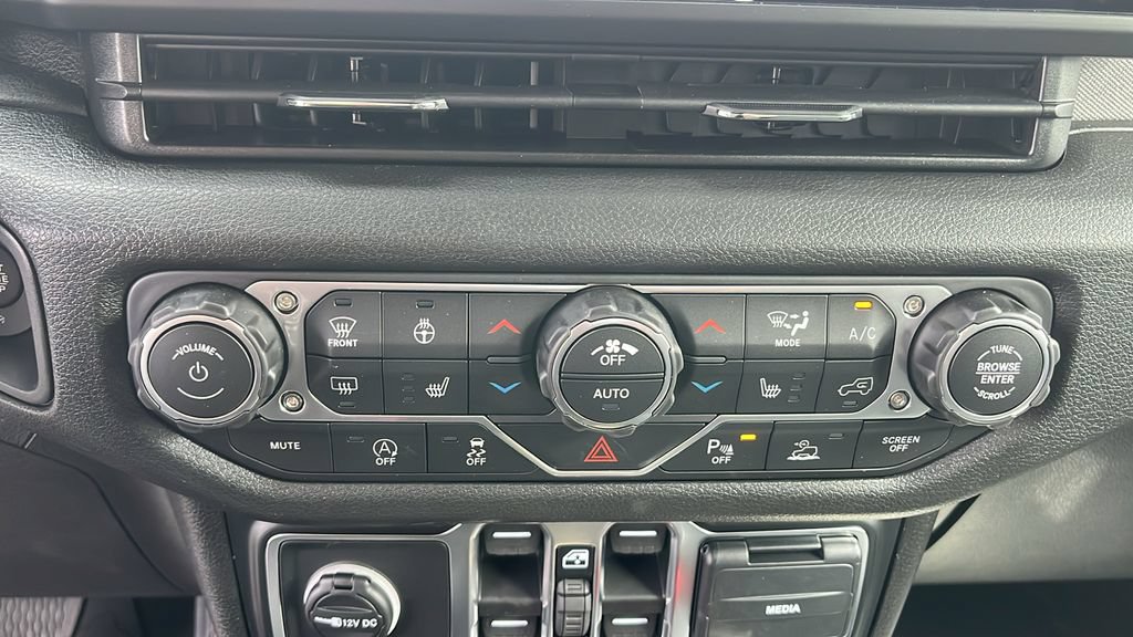 New 2026 Jeep Gladiator Sport AWD/4WD image 16