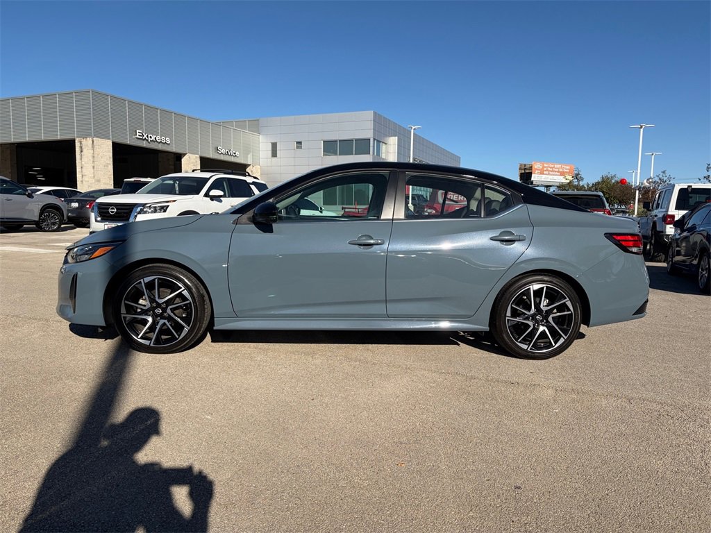 Certified 2024 Nissan Sentra SR w/ SR Premium Package image 6