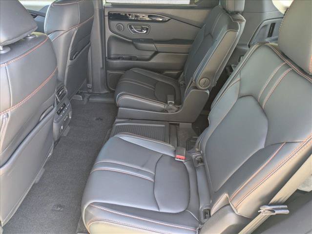 Used 2024 Honda Pilot TrailSport image 20
