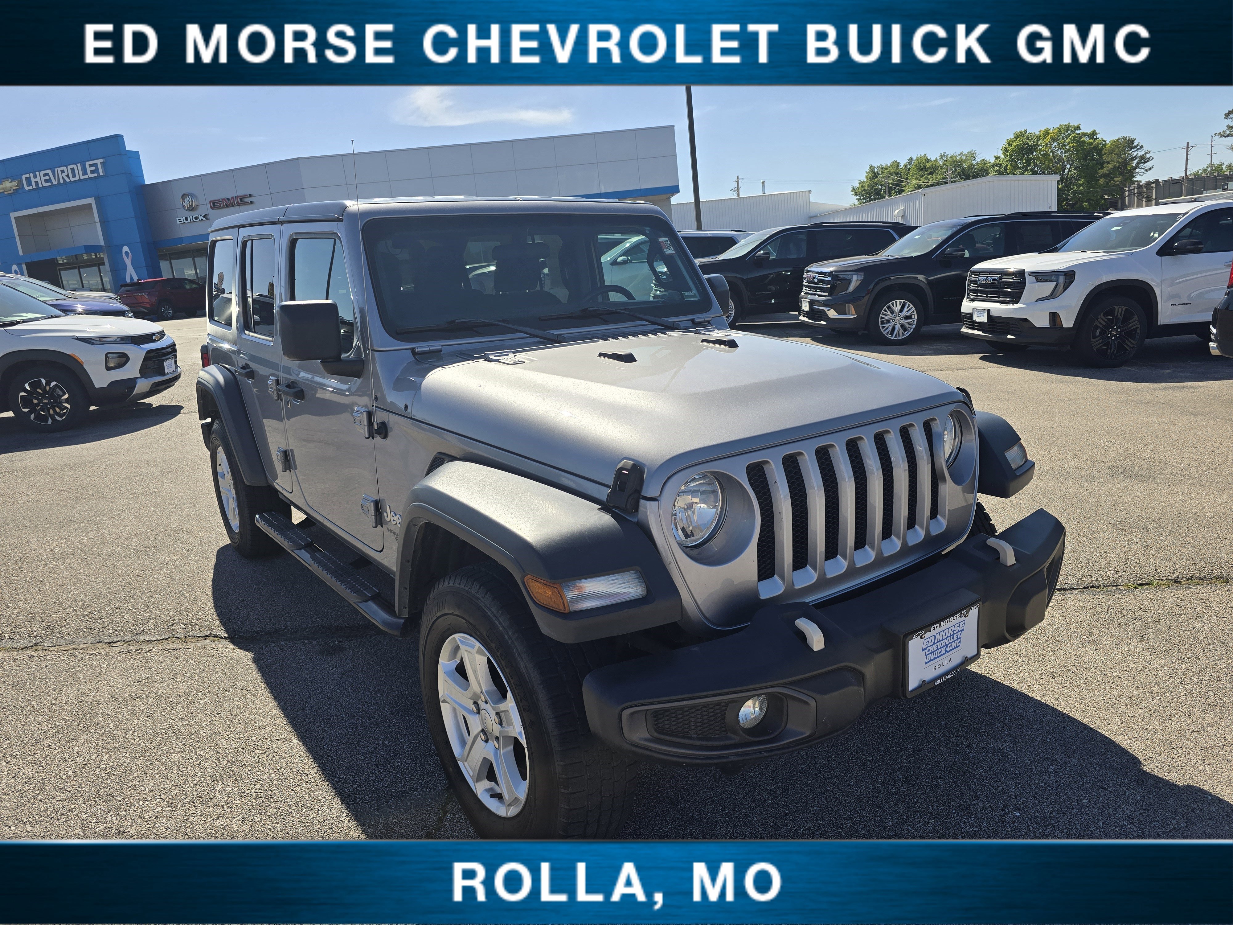 Used 2018 Jeep Wrangler Unlimited Sport S AWD/4WD image 1