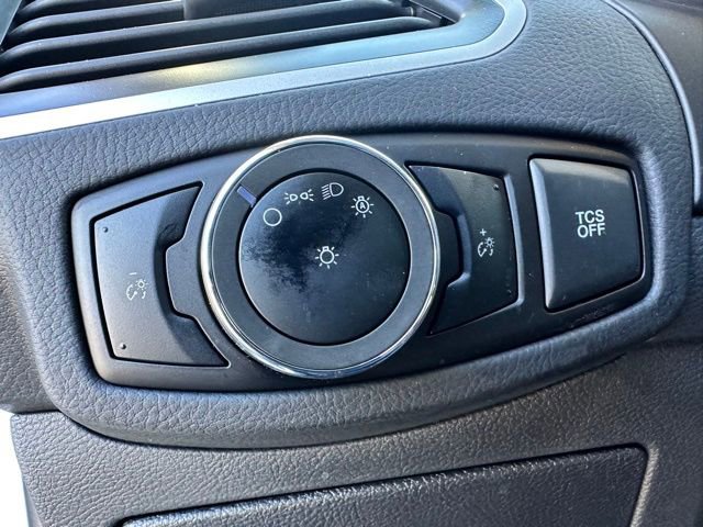 Used 2024 Ford Edge SE image 13