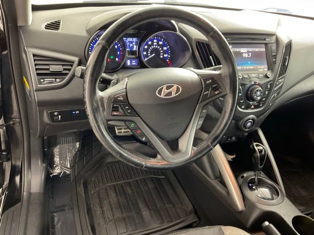 Used 2013 Hyundai Veloster Turbo FWD image 21