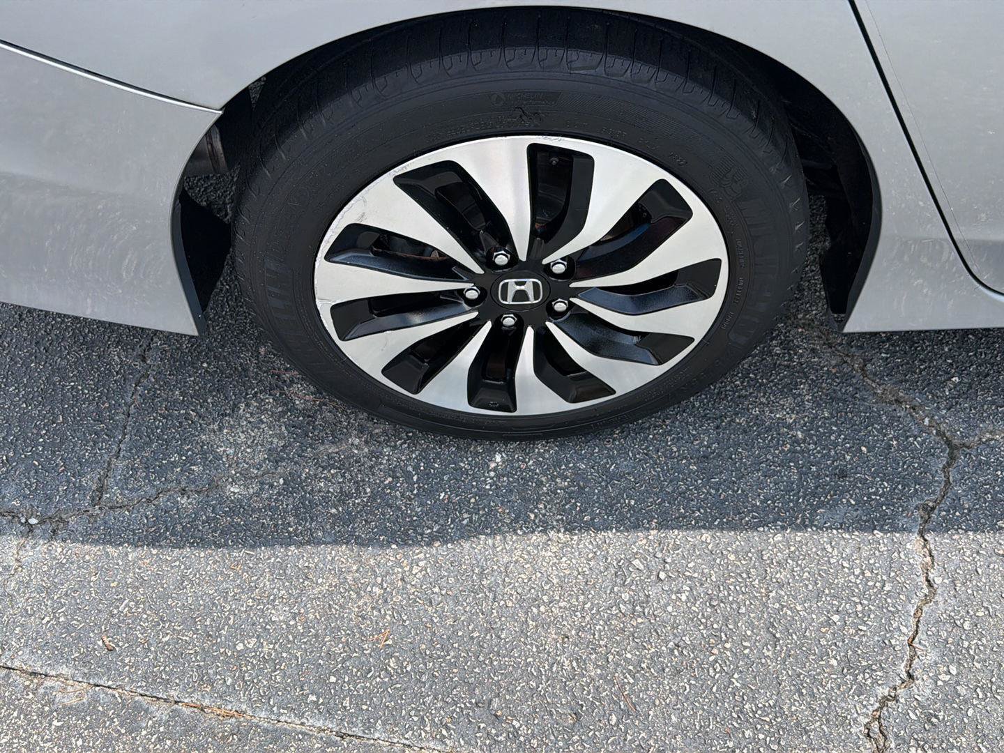 Used 2016 Honda Accord EX image 36