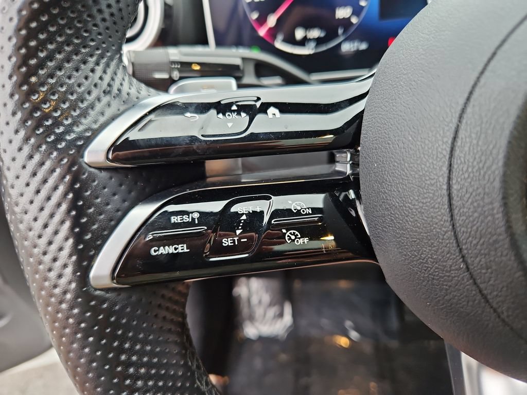 Used 2022 Mercedes-Benz C 300 Sedan image 11