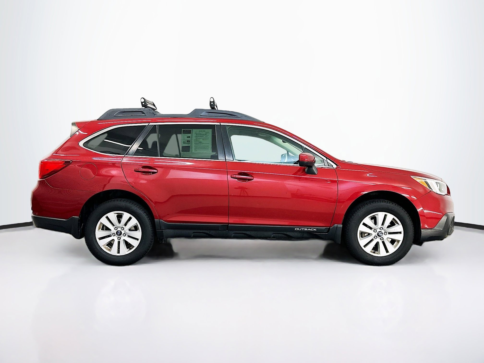 Used 2017 Subaru Outback 2.5i Premium image 10