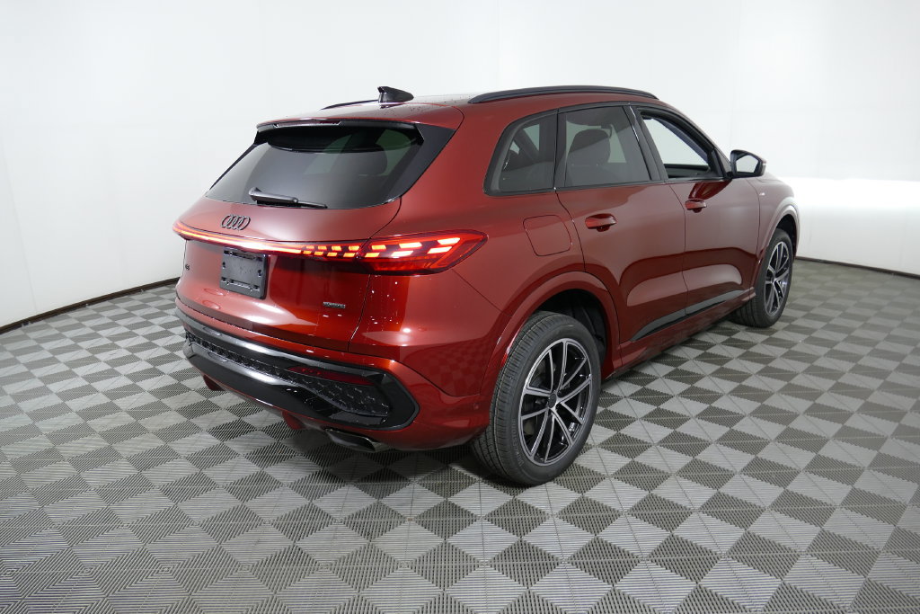 New 2026 Audi Q5 Premium Plus AWD/4WD image 3