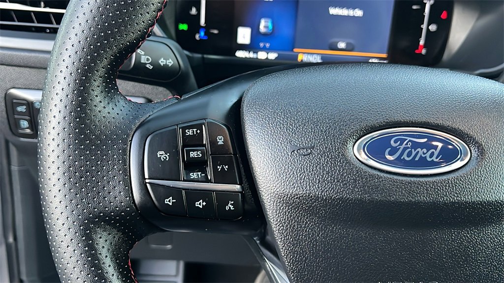 New 2025 Ford Escape ST-Line w/ Equipment Group 301A image 18