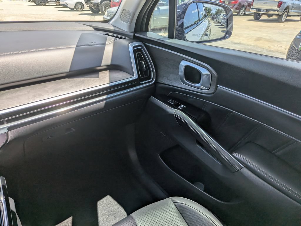 Certified 2026 Kia Sorento SX AWD/4WD image 18