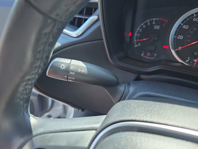 Used 2022 Toyota Corolla Cross LE AWD/4WD image 19