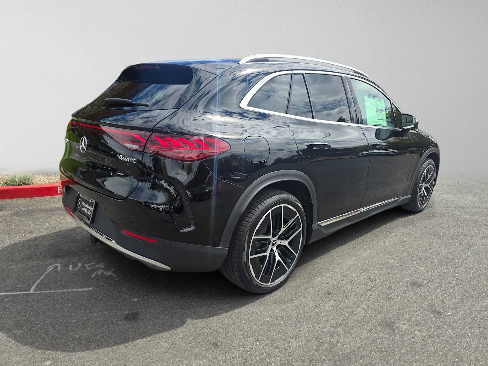 New 2027 Mercedes-Benz EQE 320 4MATIC SUV image 3