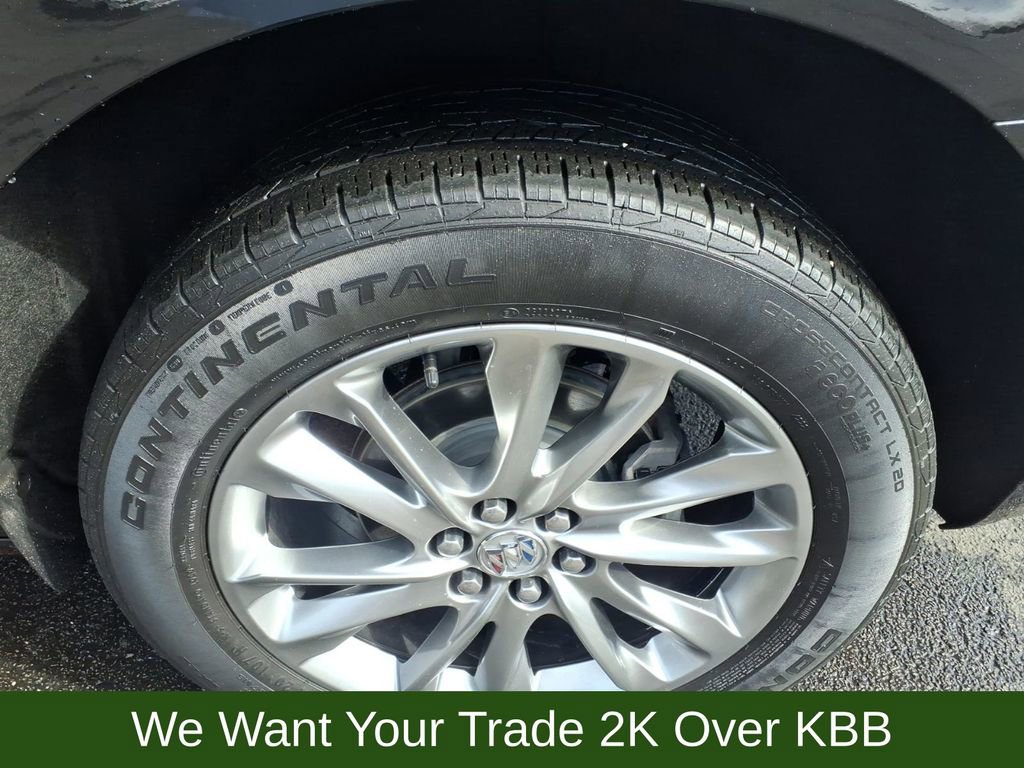 Used 2023 Buick Enclave Avenir w/ Avenir Technology Package image 15