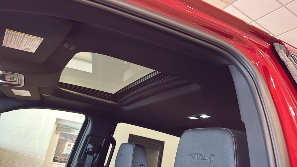 Used 2025 GMC Sierra 1500 AT4 w/ AT4 Premium Package image 26