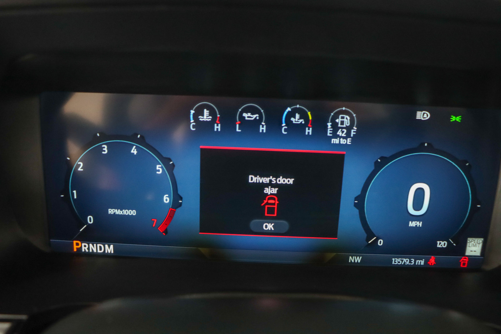 Used 2024 Ford F150 Lariat AWD/4WD image 16