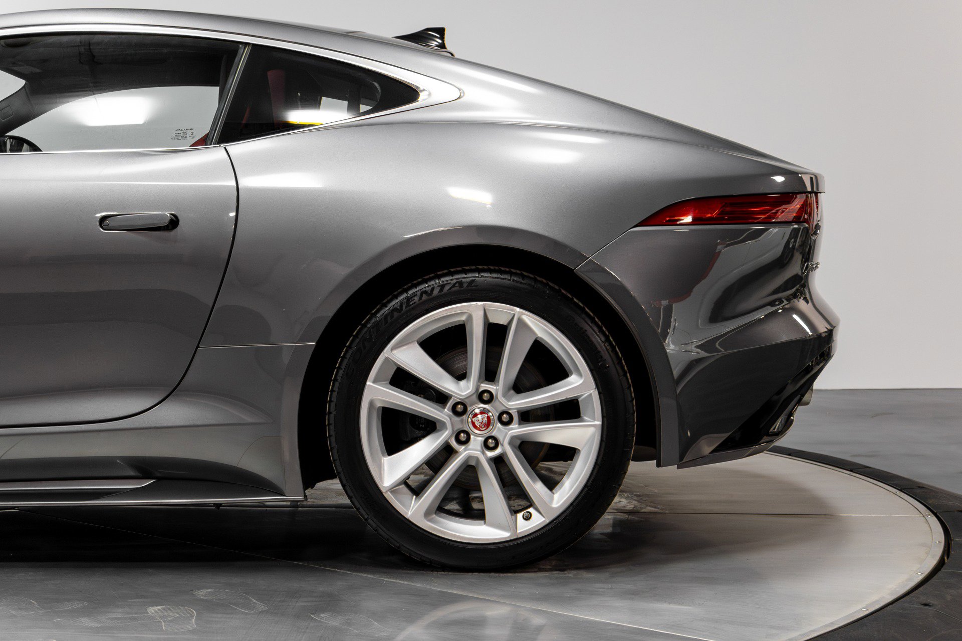 Used 2016 Jaguar F-TYPE S image 23