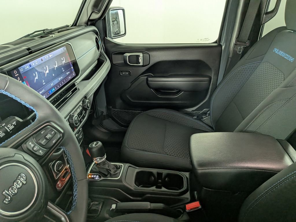 Certified 2025 Jeep Wrangler Unlimited Rubicon 4xe w/ Safety Group image 27