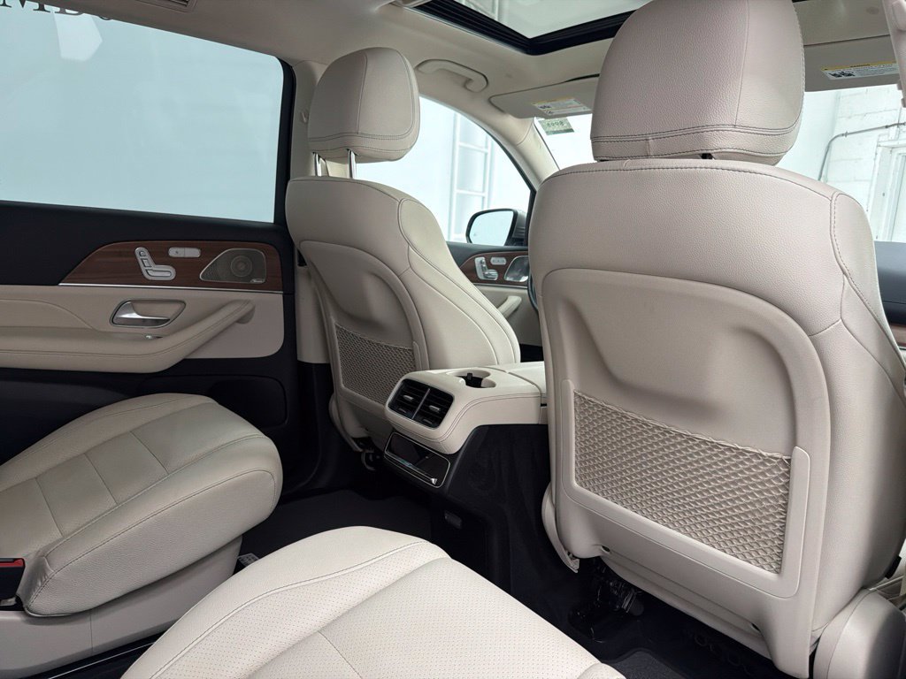 Certified 2022 Mercedes-Benz GLS 450 4MATIC image 31
