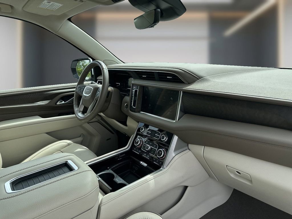 Certified 2024 GMC Yukon XL Denali w/ Denali Reserve Package AWD/4WD image 6