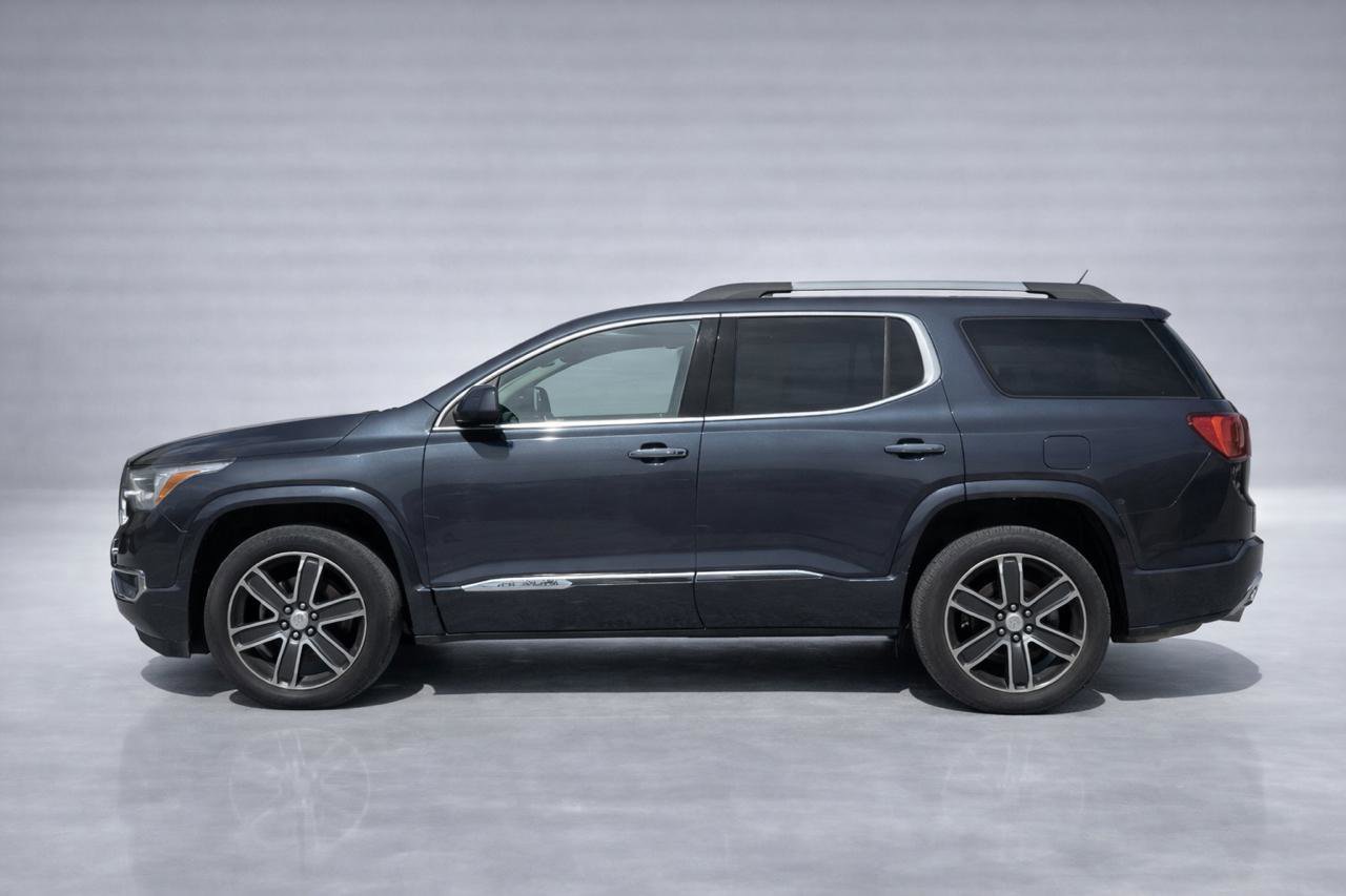 Used 2019 GMC Acadia Denali image 6