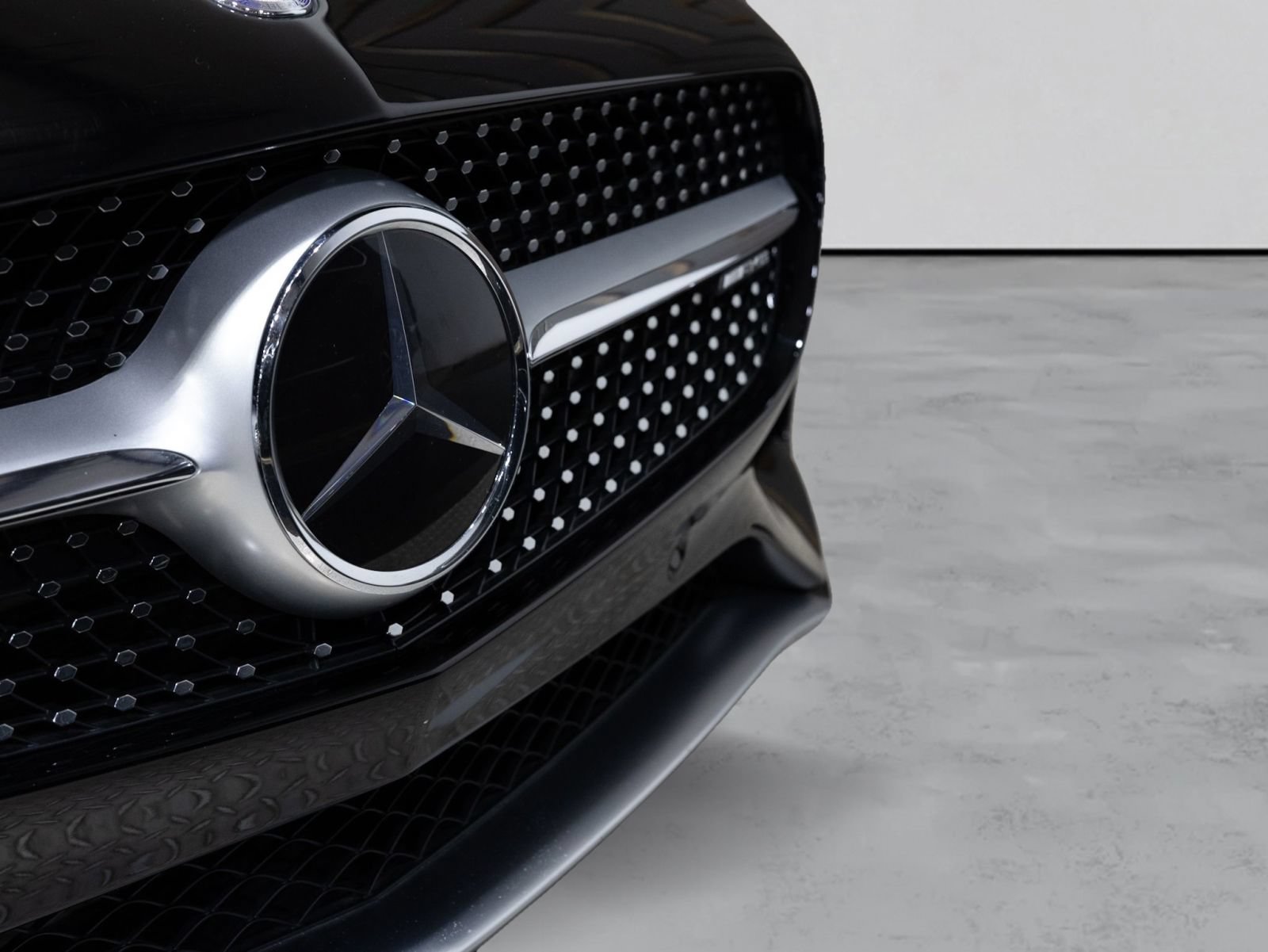 Used 2017 Mercedes-Benz AMG GT Coupe image 19