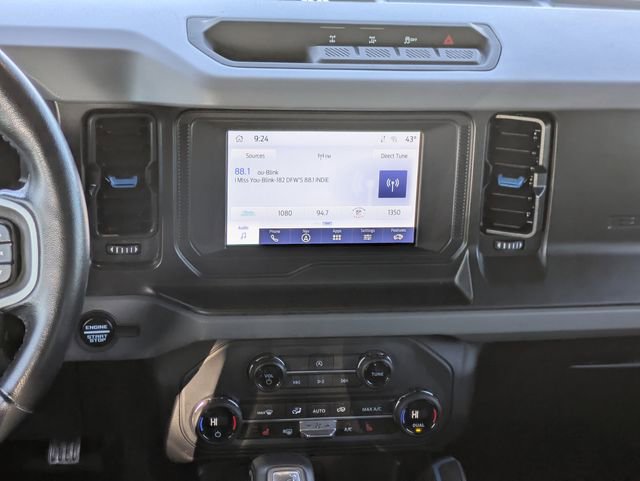 Used 2023 Ford Bronco Black Diamond image 16