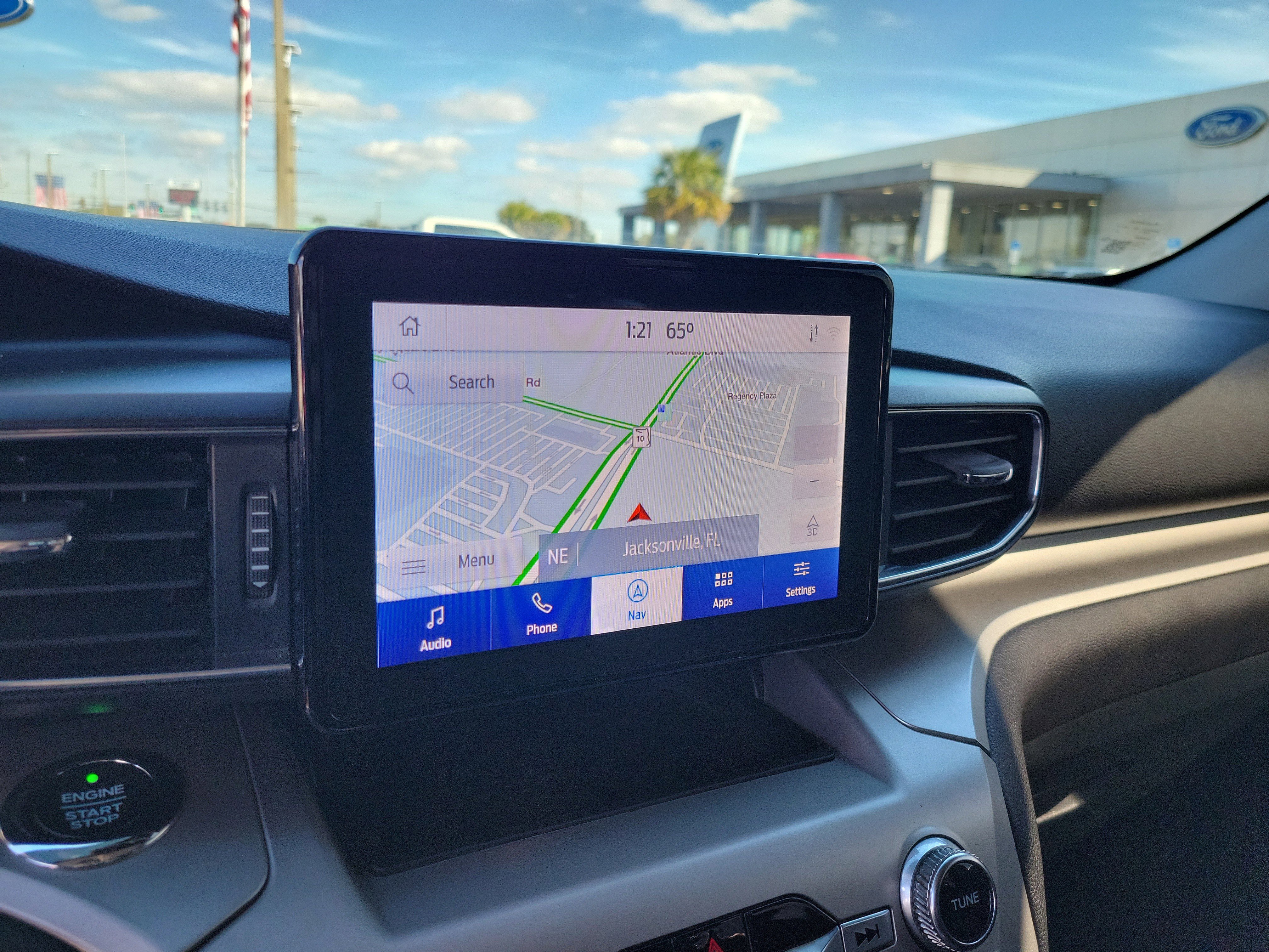 Certified 2021 Ford Explorer XLT w/ Equipment Group 202A image 17