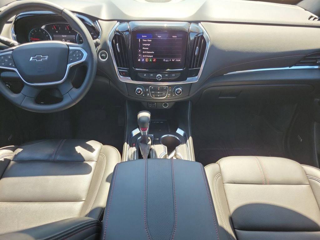 Used 2023 Chevrolet Traverse RS AWD/4WD image 16