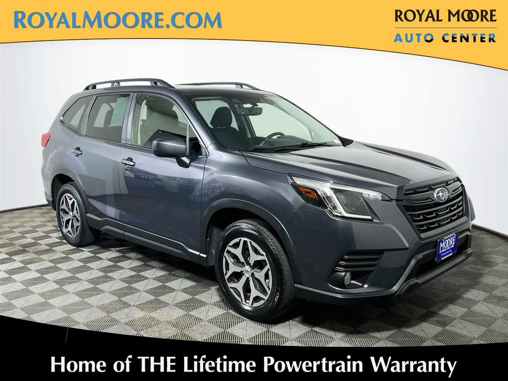 Used 2023 Subaru Forester Premium AWD/4WD image 1