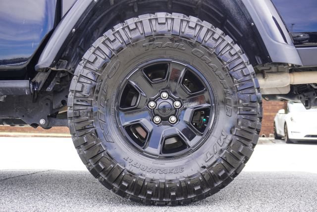 Used 2022 Jeep Gladiator Mojave w/ LED Lighting Group AWD/4WD image 33