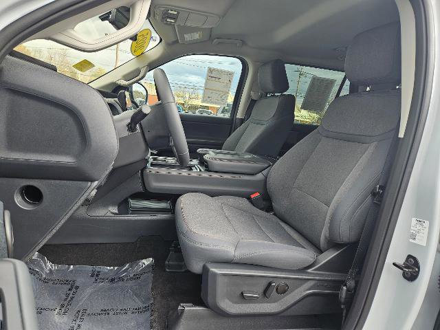 Certified 2025 Ford Expedition Max Active AWD/4WD image 16