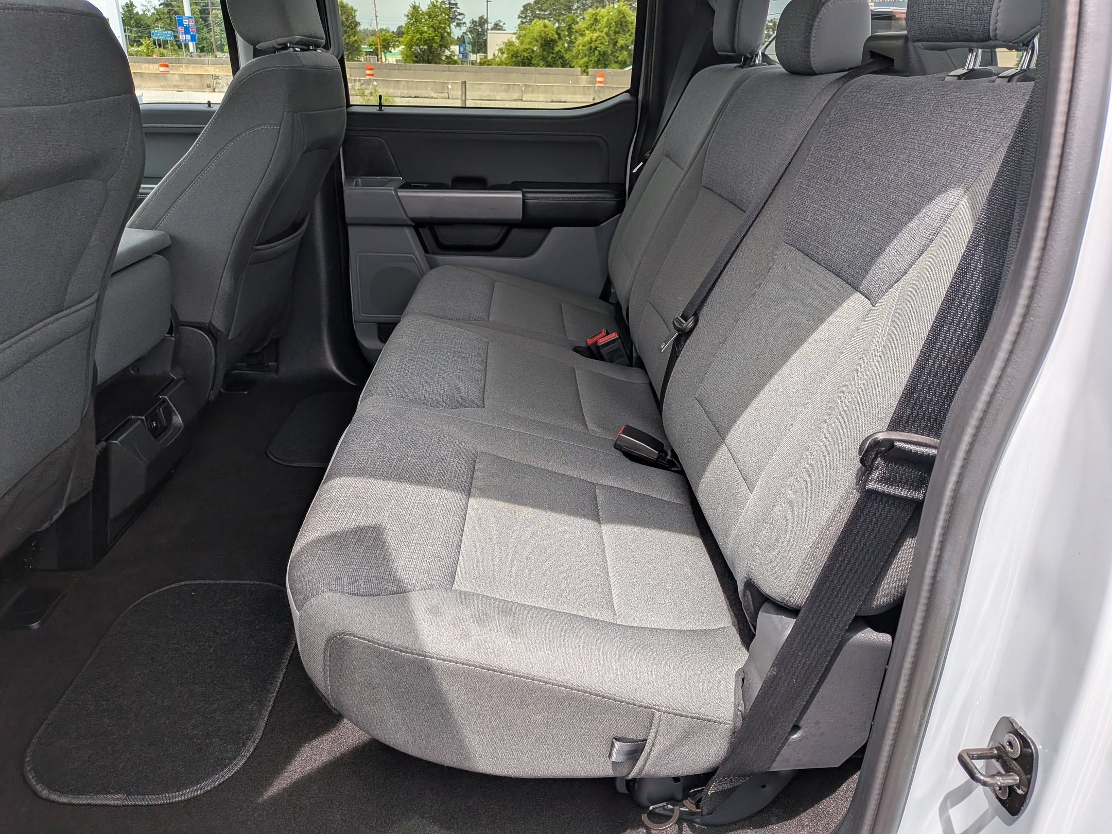 Used 2025 Ford F150 XLT w/ Equipment Group 301A Standard RWD image 29