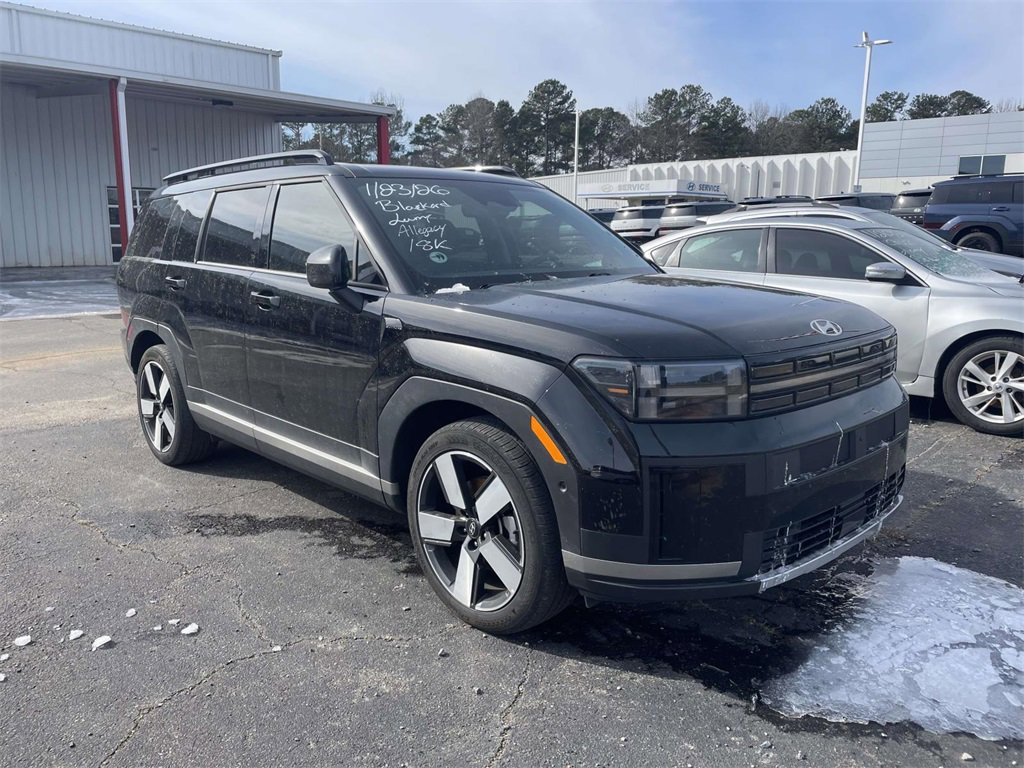 Used 2024 Hyundai Santa Fe Limited image 1