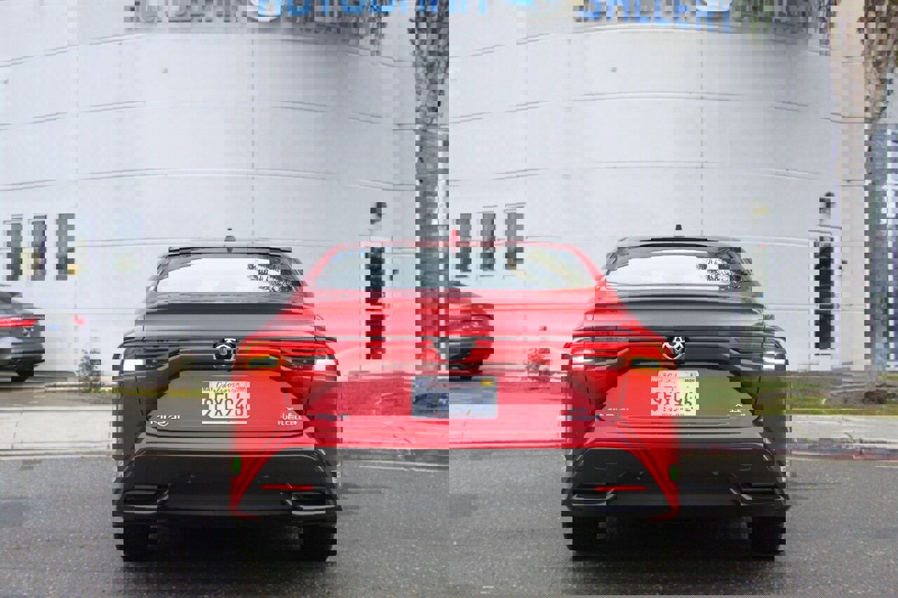 Used 2023 Toyota Mirai XLE w/ Advanced Technology Package image 7