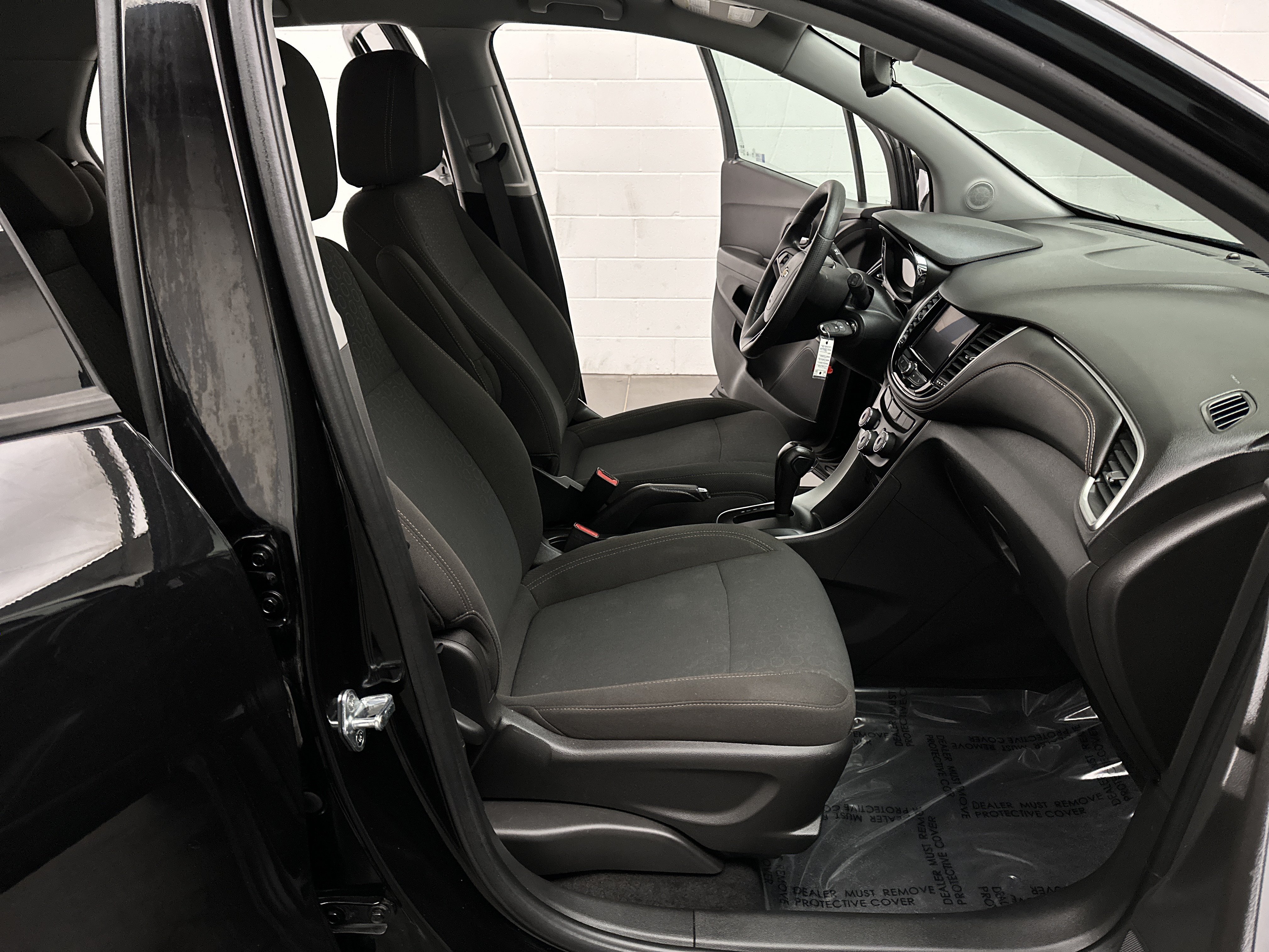 Used 2020 Chevrolet Trax LS w/ Tint and Cruise Package FWD image 18