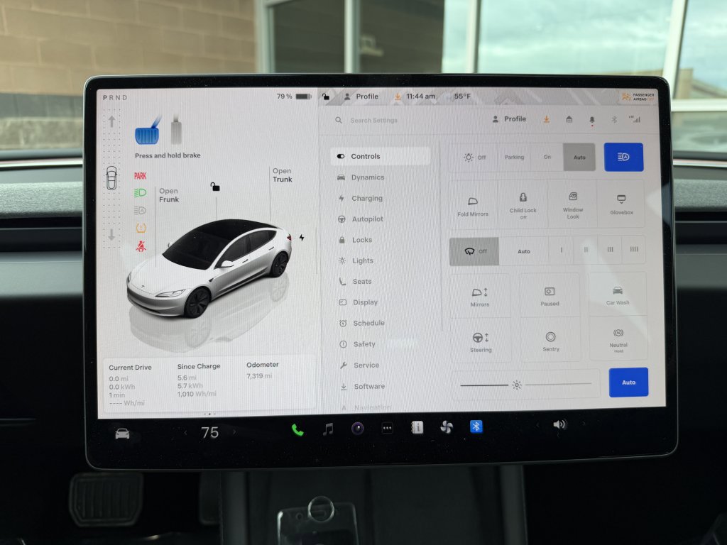 Used 2025 Tesla Model 3 Long Range image 18