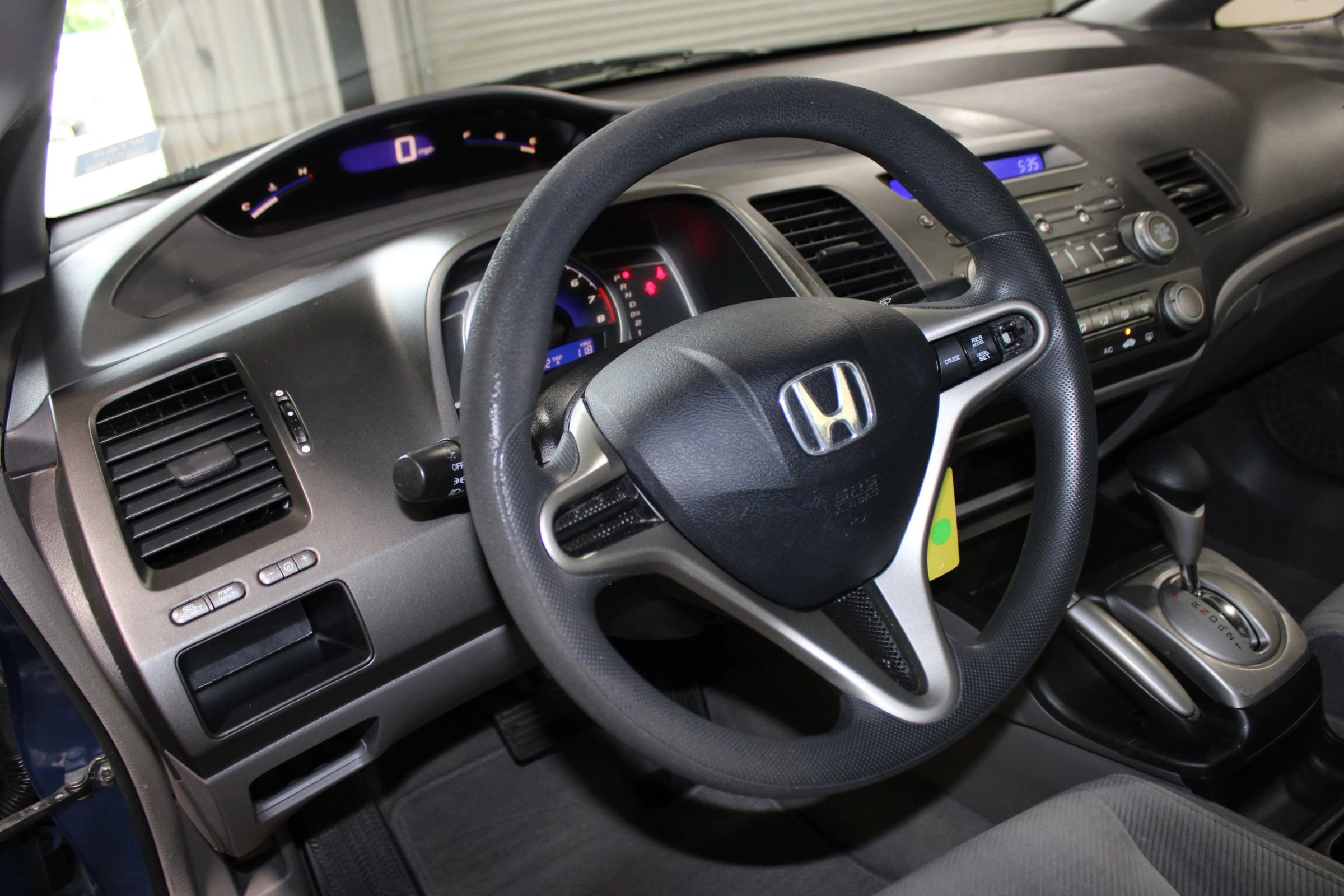 Used 2010 Honda Civic LX image 17
