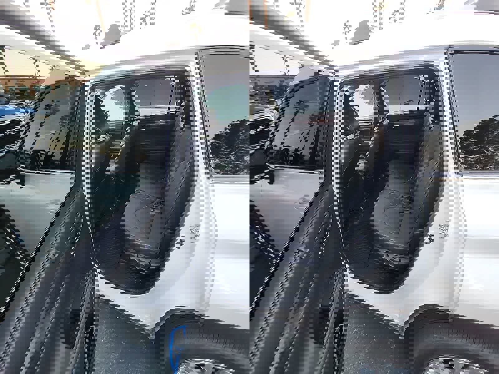 Used 2023 Toyota Highlander Limited image 11