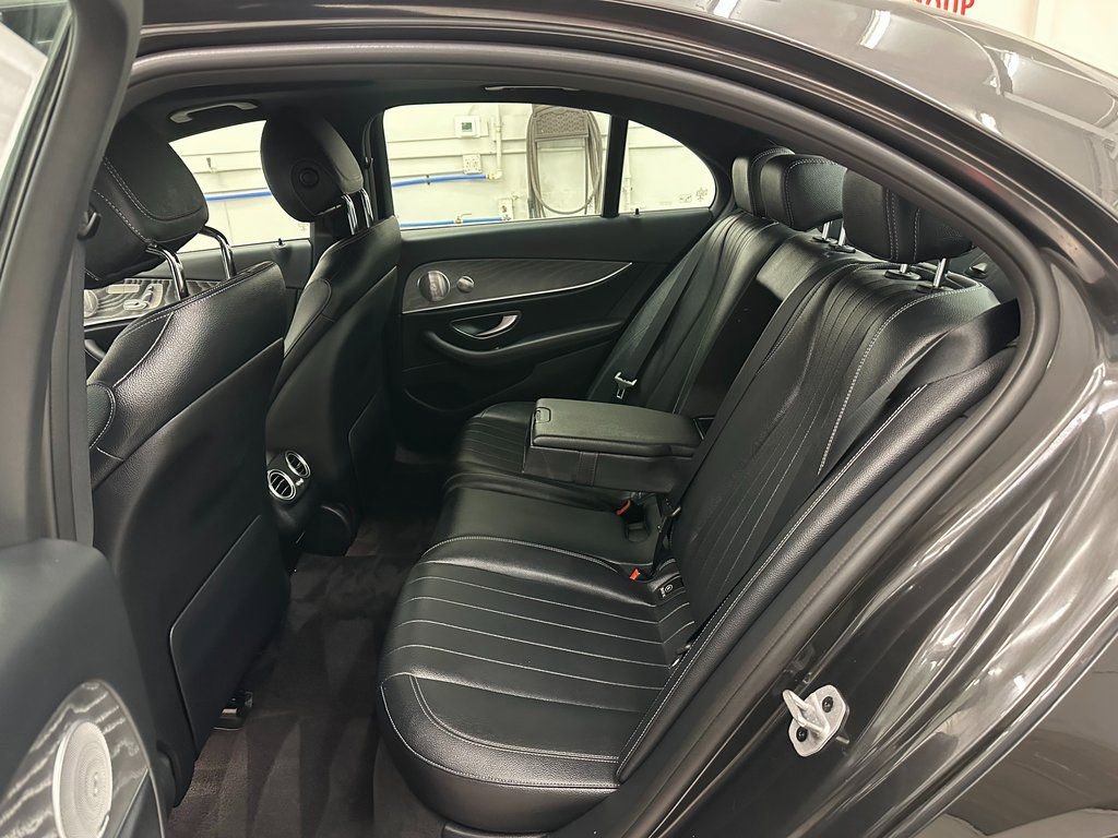 Used 2021 Mercedes-Benz E 350 4MATIC Sedan w/ Premium Package image 26