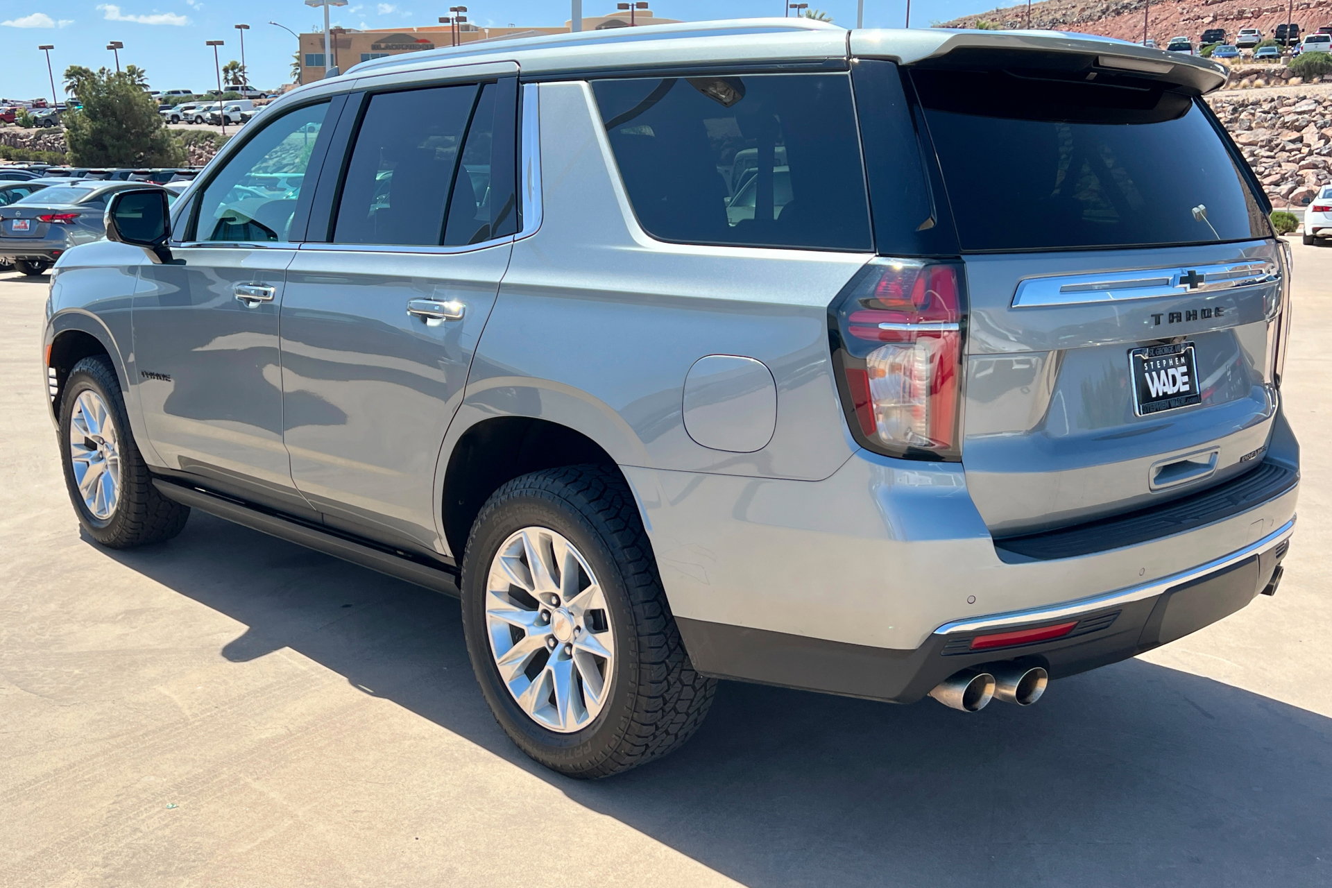 Used 2023 Chevrolet Tahoe Premier AWD/4WD image 3