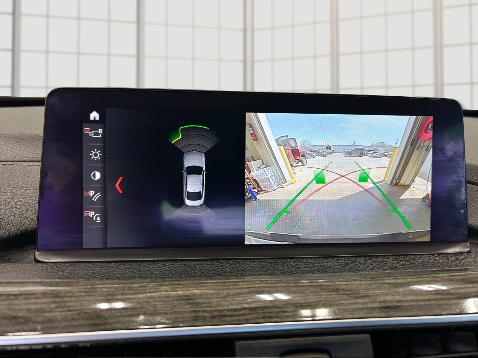 Used 2020 BMW 430i xDrive Coupe w/ Convenience Package image 26