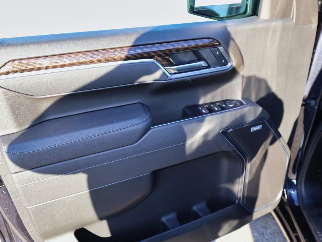 New 2026 GMC Sierra 1500 Elevation w/ Preferred Package image 8