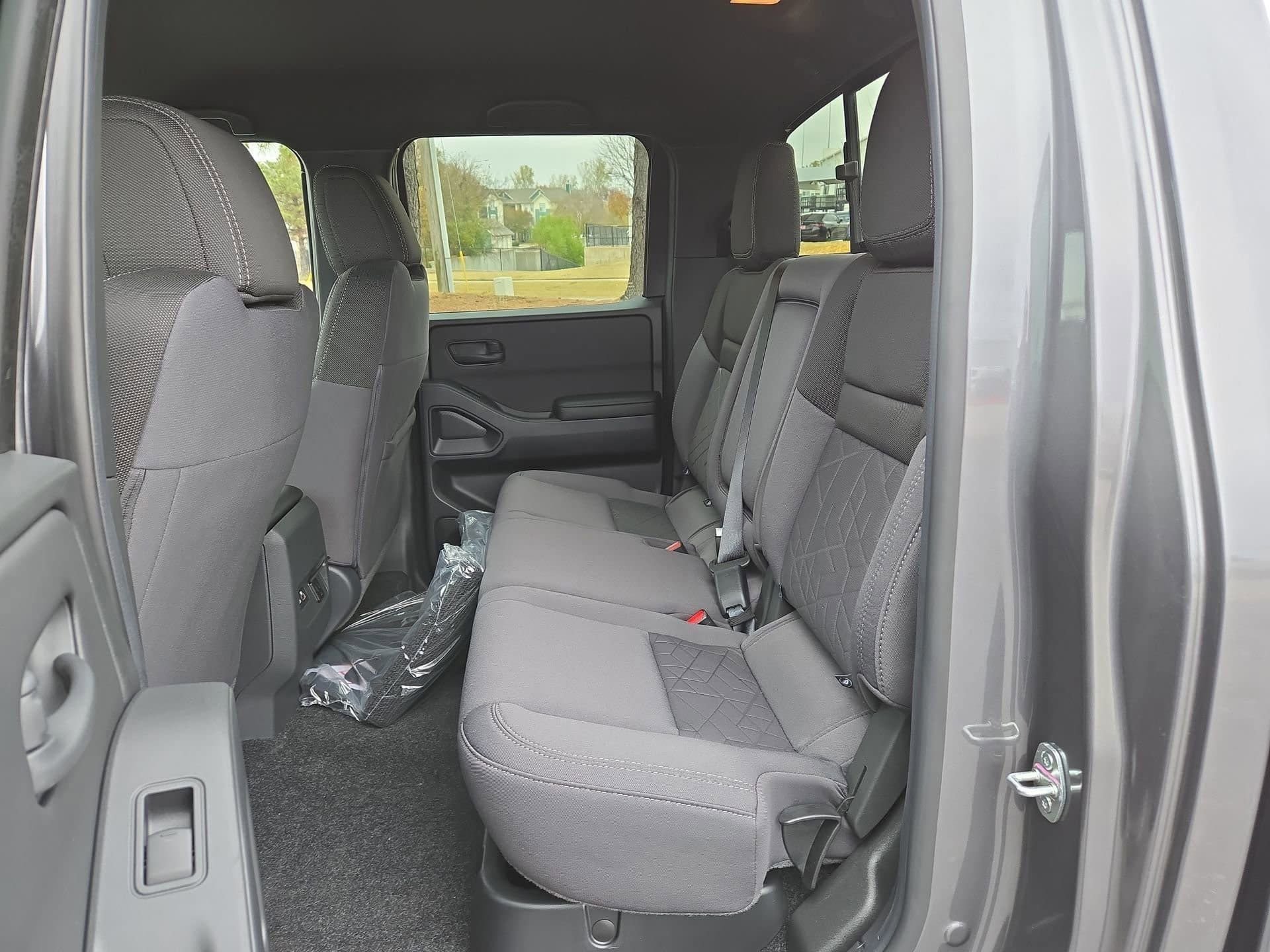 New 2026 Nissan Frontier SV w/ SV Convenience Package AWD/4WD image 16