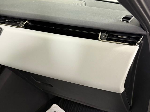 Certified 2026 Land Rover Range Rover Evoque S image 31