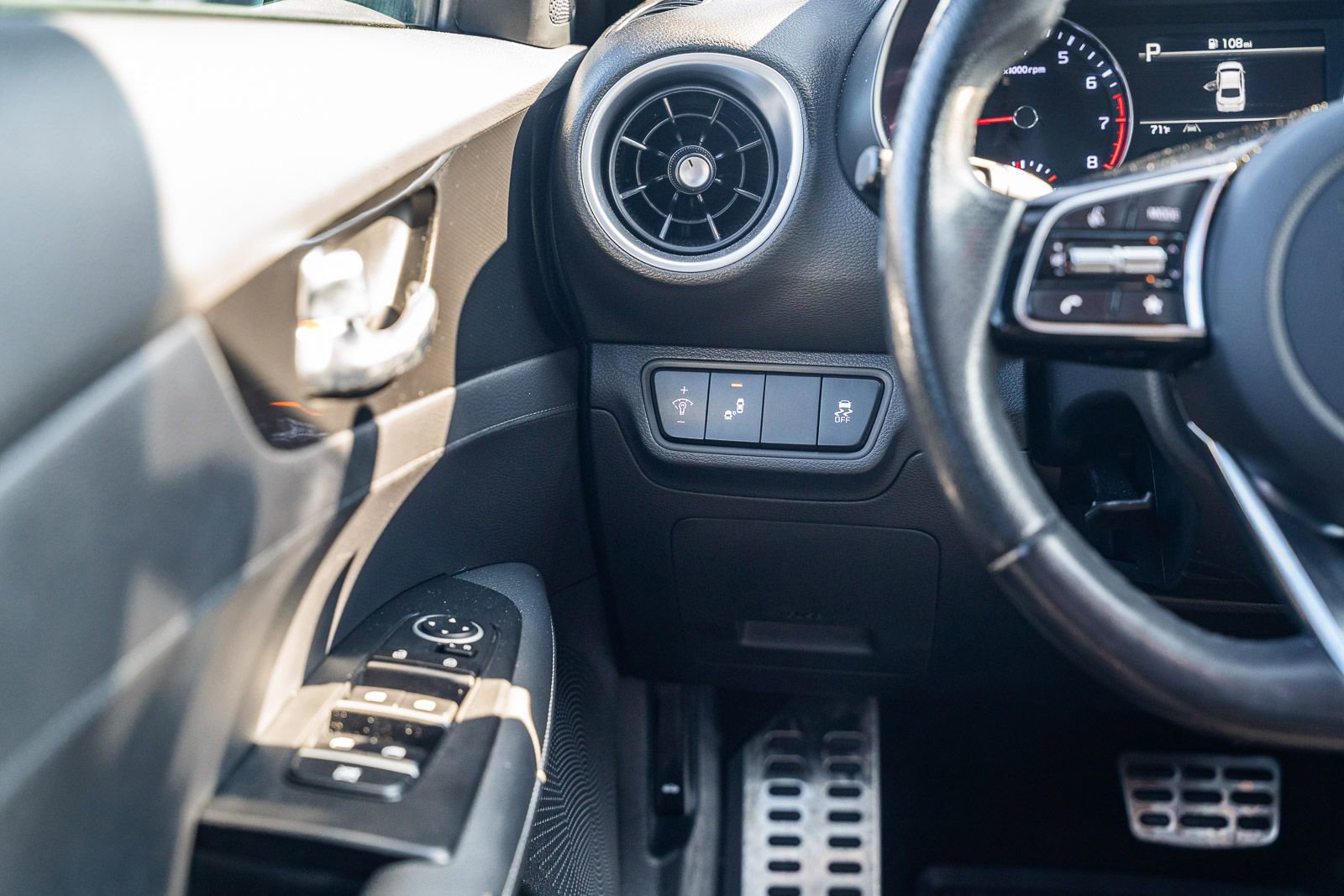 Used 2024 Kia Forte GT-Line image 27