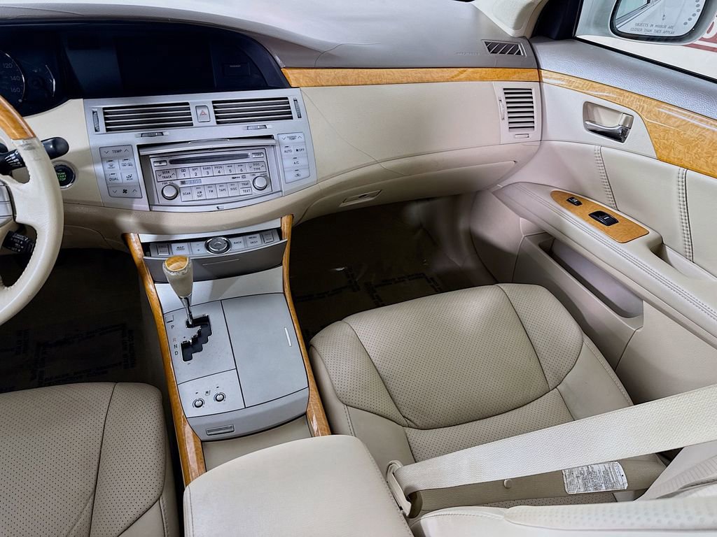 Used 2007 Toyota Avalon Limited FWD image 26